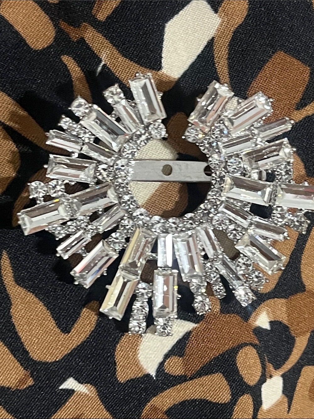Crystal Sunburst Brooch - Silver Clear Hand Crafted - Picture 8 of 10